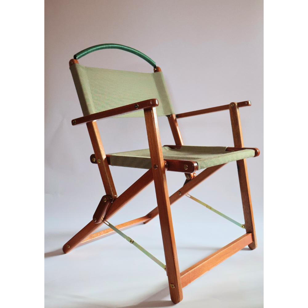 Folding chair in green material and wood frame